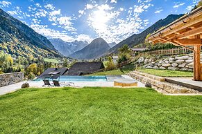 Chalet GM in Brand With 5 Bedrooms and 4 Bathrooms