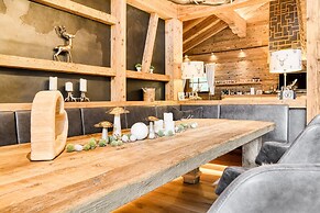 Chalet GM in Brand With 5 Bedrooms and 4 Bathrooms