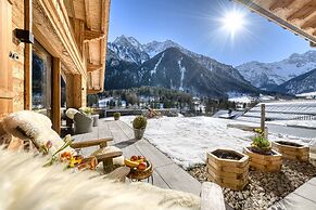 Chalet GM in Brand With 5 Bedrooms and 4 Bathrooms