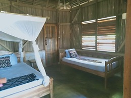 Rote Beach Bungalows