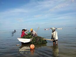 Rote Beach Bungalows