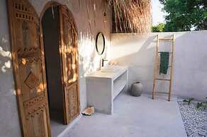 Rote Beach Bungalows