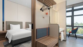 Holiday Inn Express Guangzhou University Town by IHG