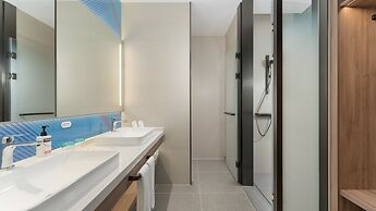 Holiday Inn Express Guangzhou University Town by IHG