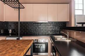 The Gate by Zoia Living