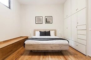 The Hill by Zoia Living