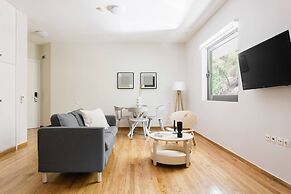 The Hill by Zoia Living