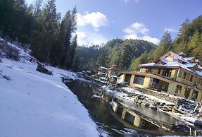 Shiva Valley Riverside Homestay By GRB