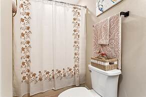 Golden Bloom - 3 2 Condo