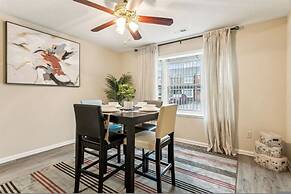 Golden Bloom - 3 2 Condo