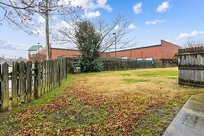 Golden Bloom - 3 2 Condo