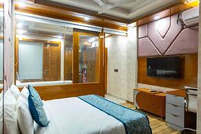 Platinum Service Apartment DLF Phase 3