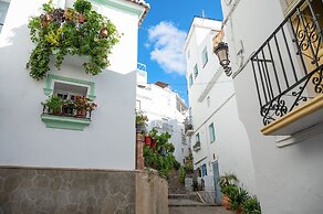 Cruz del Monte in C Mpeta