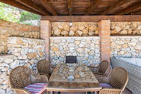 Cruz del Monte in C Mpeta