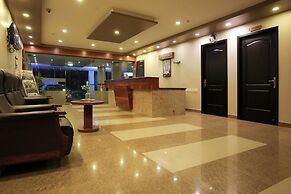 Philomena Hotel & Apartment