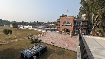 Ayaansh Resort