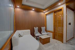 Platinum Service Apartment DLF Cyberhub