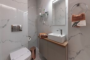 Koukaki Luxury Suites