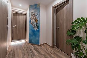 Koukaki Luxury Suites