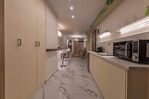 Koukaki Luxury Suites