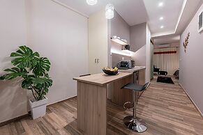 Koukaki Luxury Suites