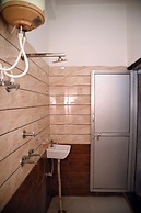 THE PACHOURI HOTEL & RESTAURENT