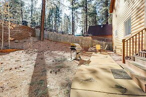 10 Mi to Dtwn Flagstaff: Serene Cabin w/ Decks