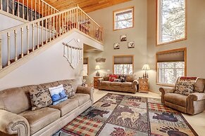 10 Mi to Dtwn Flagstaff: Serene Cabin w/ Decks