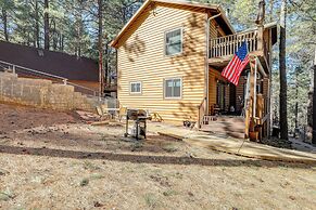 10 Mi to Dtwn Flagstaff: Serene Cabin w/ Decks