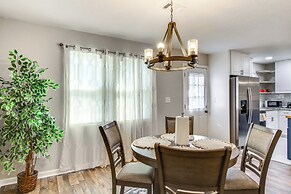 6 Mi to The Masters: Updated Home w/ Yard!