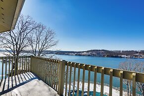 Boat, Swim & Enjoy Lake Views: Osage Beach Retreat