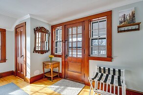 1 Mi to Cranmore Mountain: Charming Conway Apt!