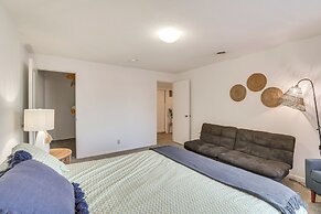 Modern Apt on Detroit Lake w/ Dock Access!