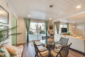 Modern Apt on Detroit Lake w/ Dock Access!