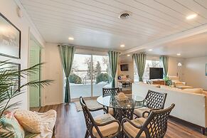 Modern Apt on Detroit Lake w/ Dock Access!