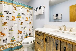 Near Hiking & Rafting: Bryson City Gem w/ Hot Tub!