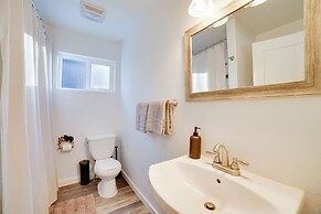 Walk to Kenai River: Forested Fisherman's Cabin!