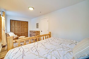 Walk to Kenai River: Forested Fisherman's Cabin!