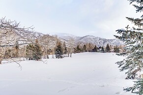 Golf Course & Mtn Views: Avon Townhome!