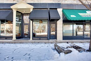 Downtown Quincy Condo w/ Washington Park Views!