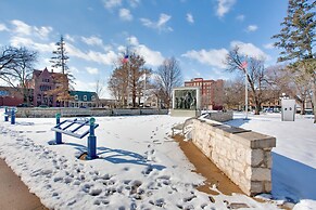 Downtown Quincy Condo w/ Washington Park Views!