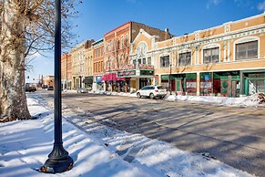 Downtown Quincy Condo w/ Washington Park Views!