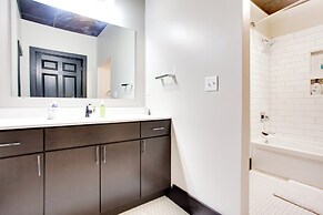 Downtown Quincy Condo w/ Washington Park Views!