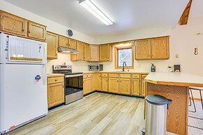 Remote & Peaceful Getaway w/ Games in Eckerman