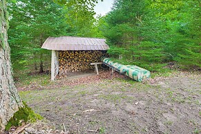 Remote & Peaceful Getaway w/ Games in Eckerman