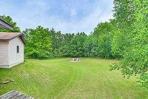 Remote & Peaceful Getaway w/ Games in Eckerman