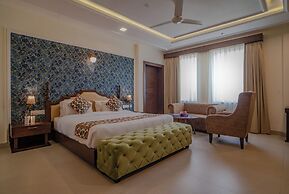 THE COURTYARD - Beyond Bar & Club