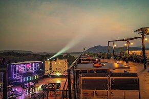 THE COURTYARD - Beyond Bar & Club