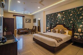 THE COURTYARD - Beyond Bar & Club