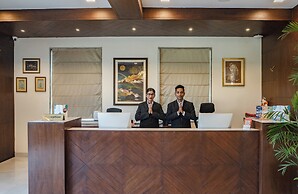 THE COURTYARD - Beyond Bar & Club